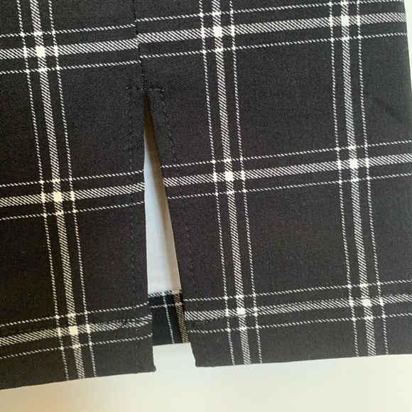 Garage black and white mini skirt size M NEVER WORN - Picture 4 of 6